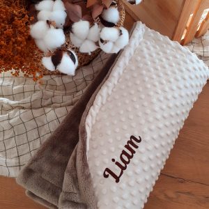 Broderie PRENOM pour couverture bébé